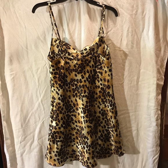 Alexandra Nicole Gown & Robe - Picture 3 of 7